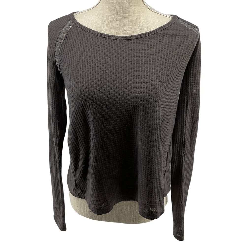 Lucky Brand Thermal Back Overlay Shirt/ Top Size XS Taupe Gray Crochet Knit Top‎
